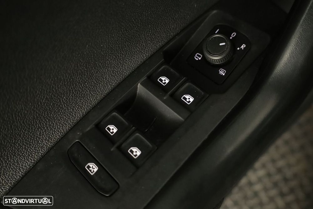 VW Taigo 1.0 TSI Urban - 19