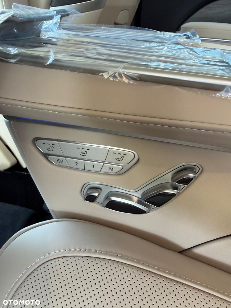Mercedes-Benz Klasa V 300 d 4-Matic 9G-Tronic Exclusive (ekstra d³) - 15