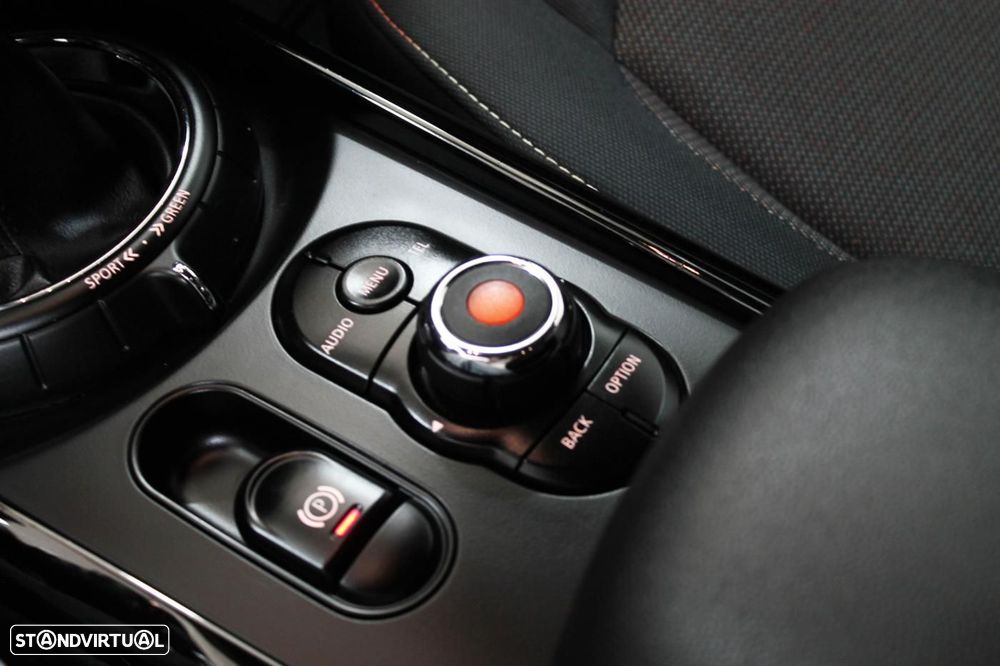 MINI Clubman One D Auto - 17