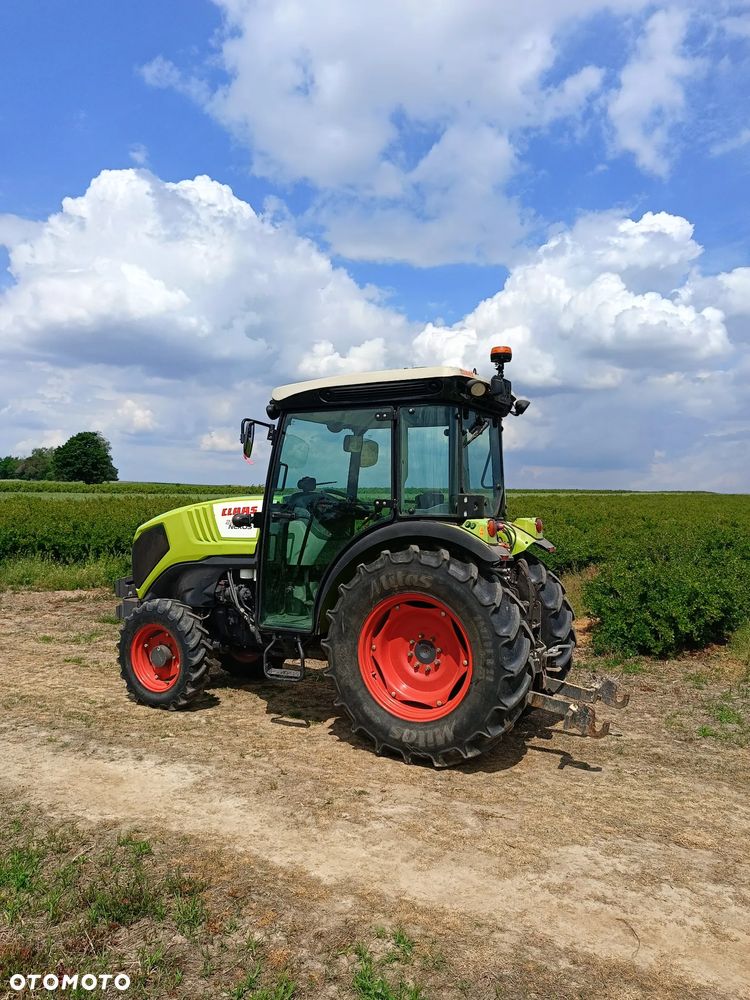 Claas Nexos - 2