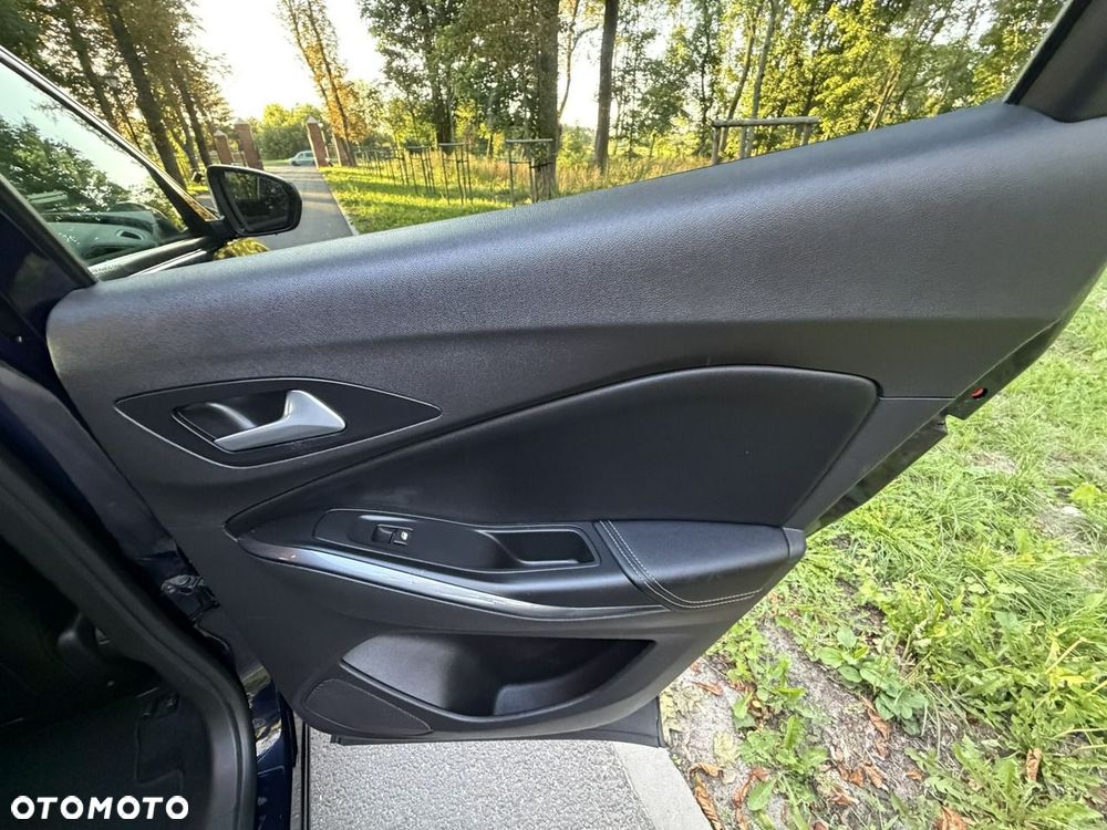 Opel Grandland X - 30