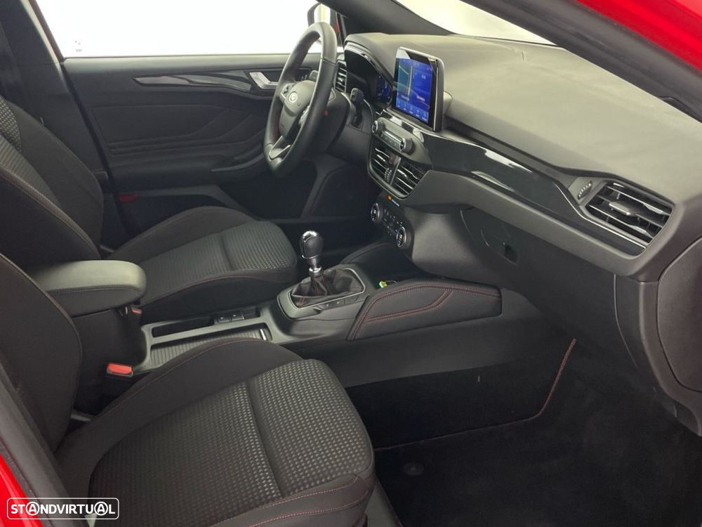 Ford Focus 1.0 EcoBoost ST-Line - 22