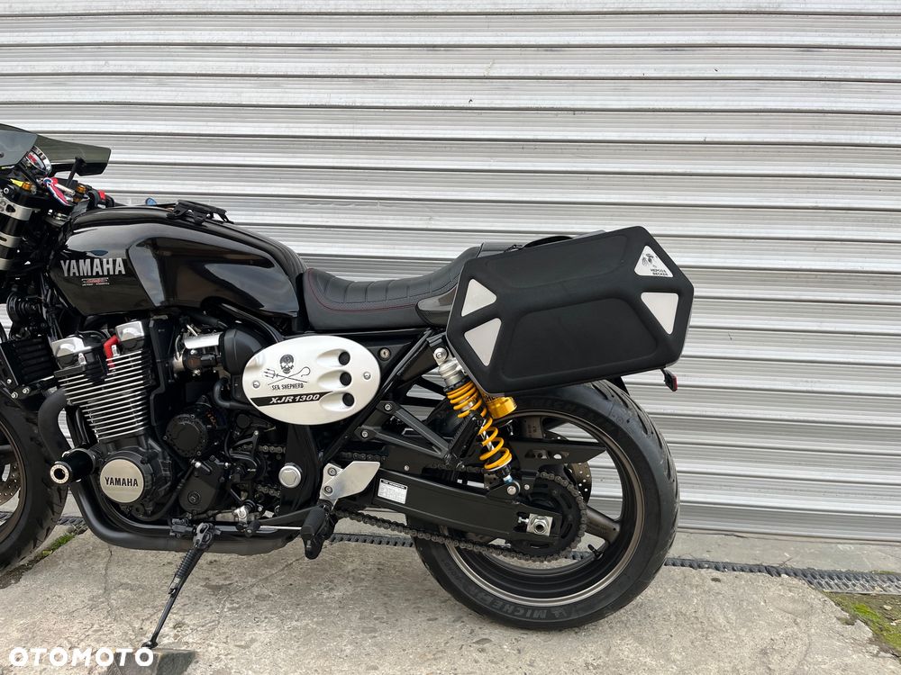 Yamaha XJR - 29