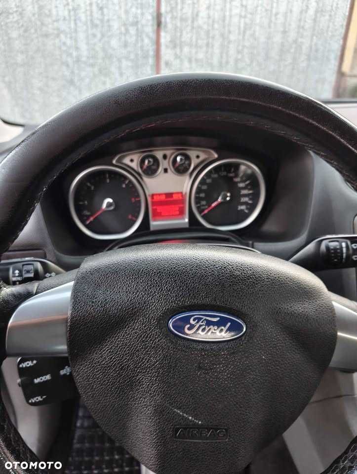 Ford Focus - 6