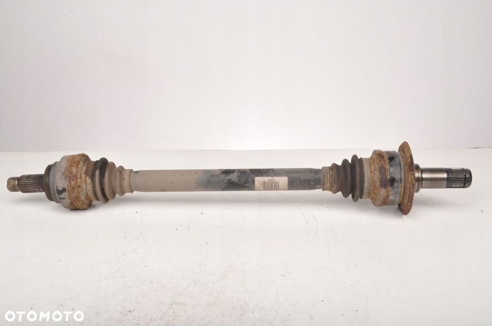 BMW 7 F02 4.4 V8 PÓŁOŚ LEWY TYŁ TYLNA
