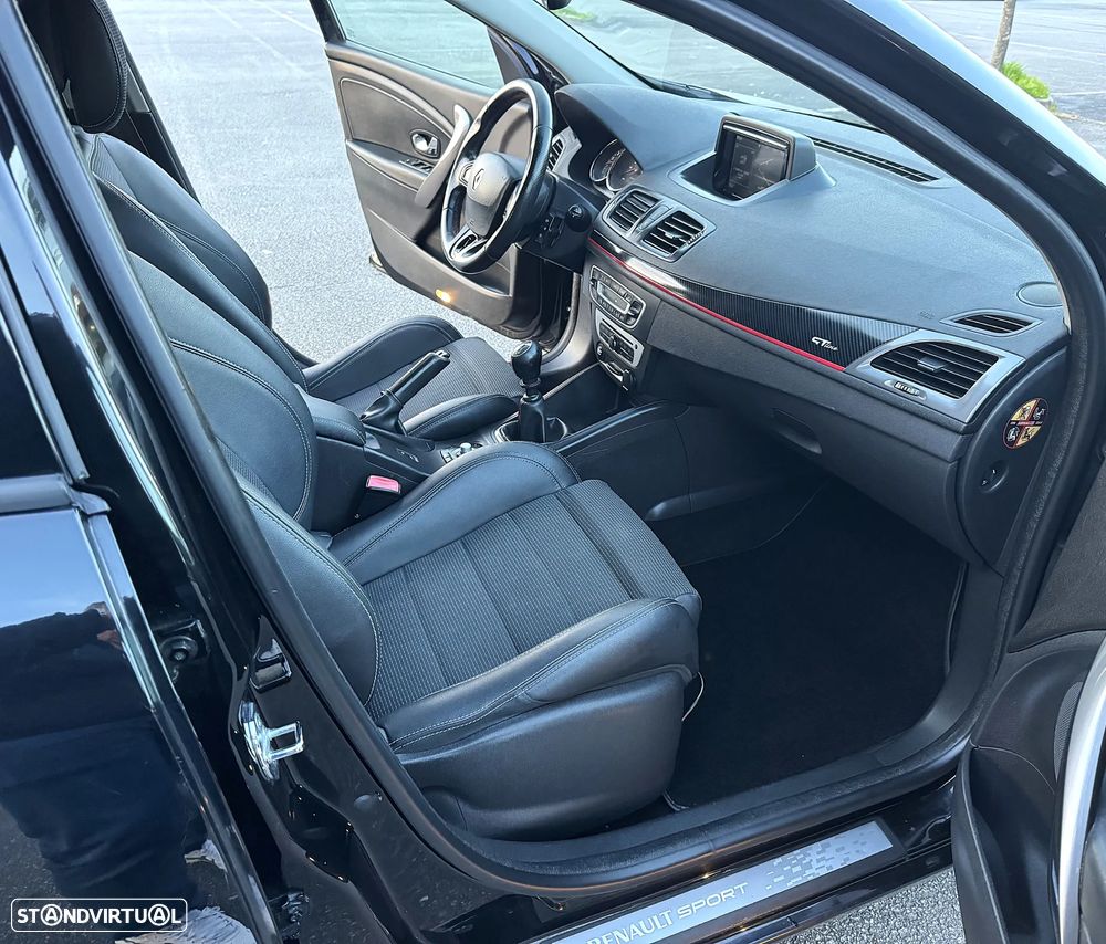 Renault Mégane Sport Tourer 1.6 dCi GT Line - 18