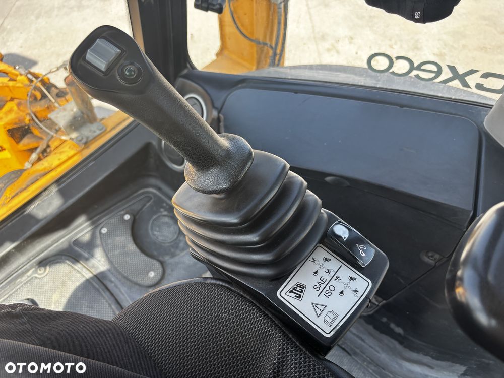 JCB 4cx eco sitemaster - 23
