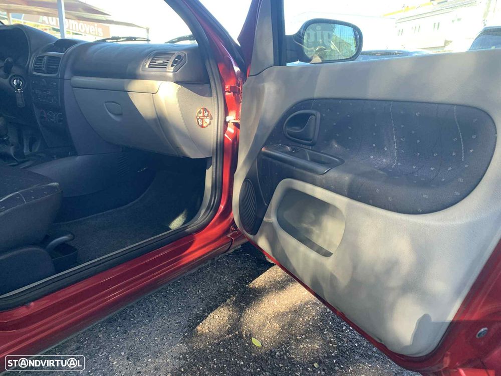 Renault Clio 1.2 16V Confort Privilège - 11