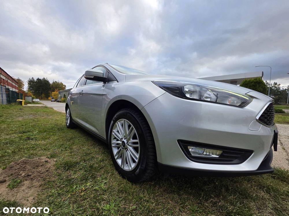 Ford Focus 1.6 SYNC Edition - 8