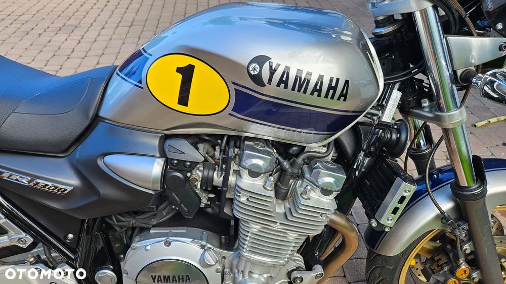 Yamaha XJR - 29