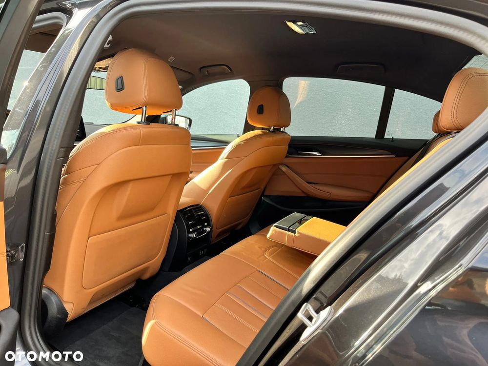 BMW Seria 5 530d xDrive mHEV M Sport sport - 29