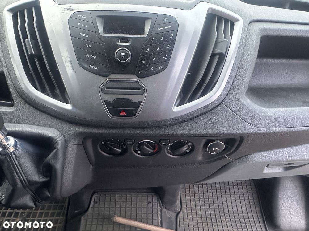 Ford Transit MK8 - 11