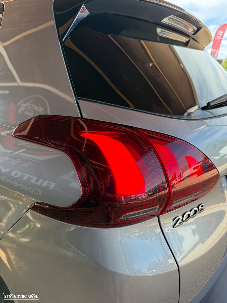 Peugeot 2008 PureTech 82 Style - 6