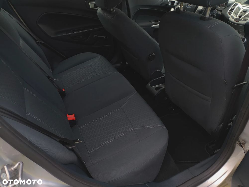 Ford Fiesta 1.25 Titanium EU5 - 21