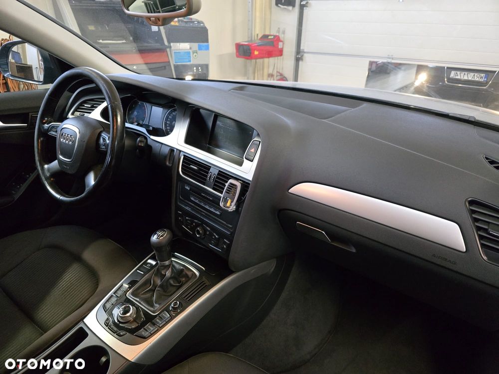 Audi A4 Avant 2.0 TDI DPF Ambition - 7