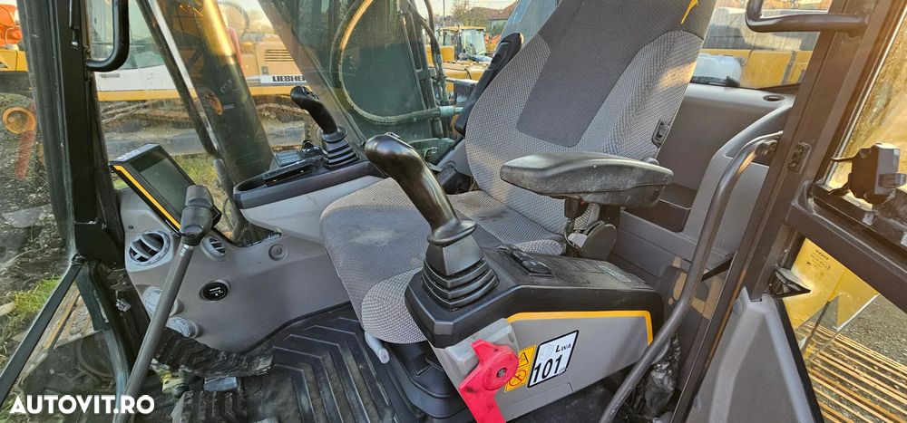 Excavator pe șenile Volvo EW 160 E L - 8