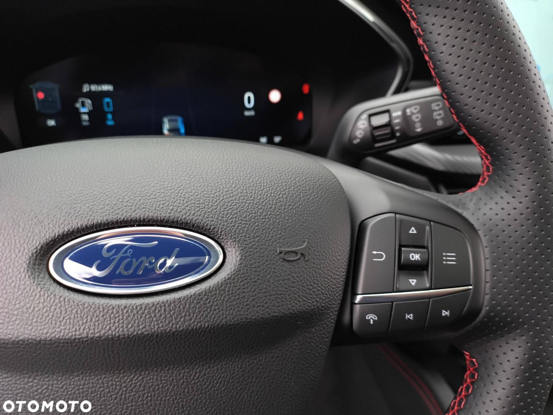Ford Kuga 2.5P PHEV FWD ST-Line X eCVT - 14