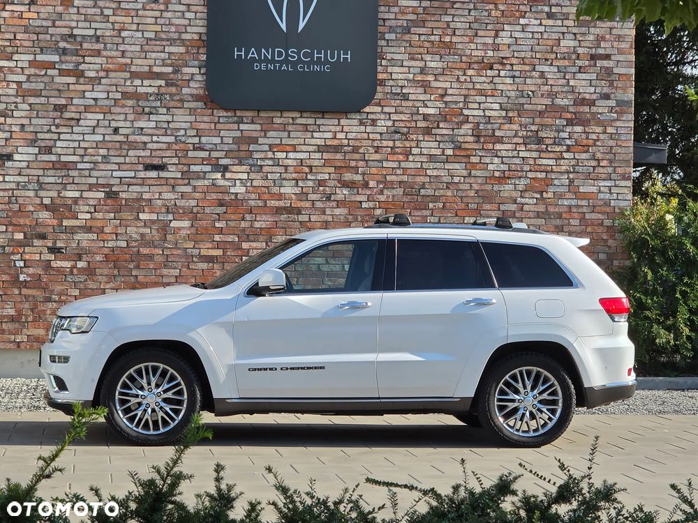 Jeep Grand Cherokee - 39