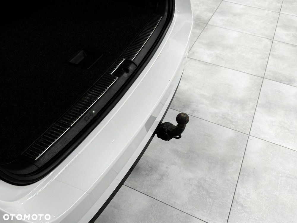 Skoda Superb 2.0 TDI DSG Sportline - 18