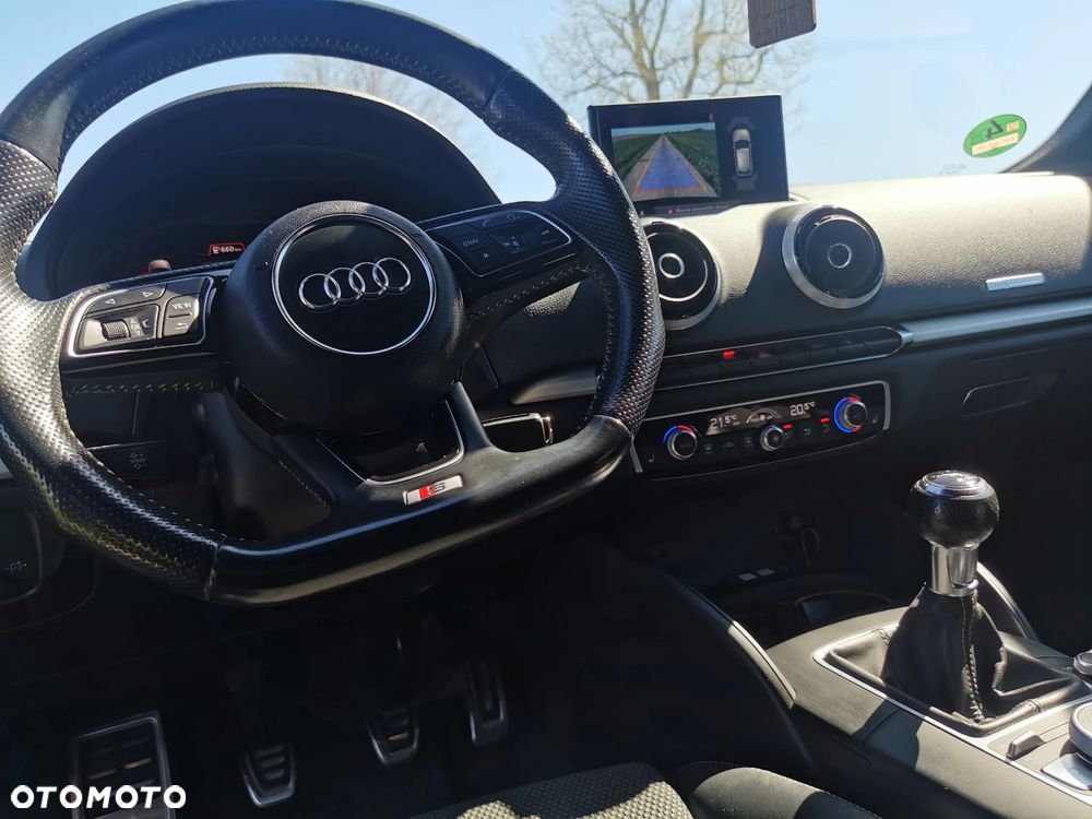 Audi A3 Sportback 2.0 TDI S line Sportpaket - 13