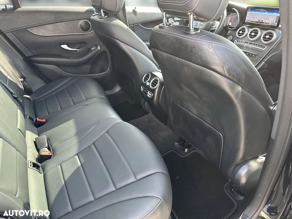 Mercedes-Benz GLC 300 de 4Matic 9G-TRONIC AMG Line Plus - 16