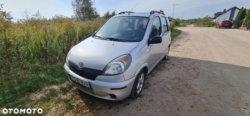 Toyota Yaris 1.3 Luna - 2