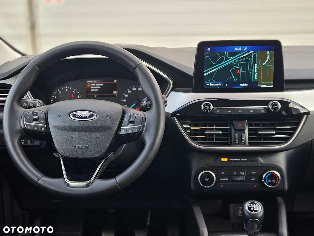 Ford Kuga - 37