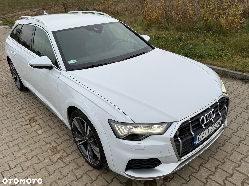 Audi A6 Allroad - 33