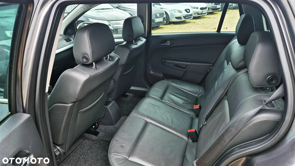 Opel Astra 1.6 Cosmo - 33
