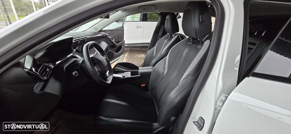 Peugeot 308 BlueHDi 130 EAT8 Allure - 16