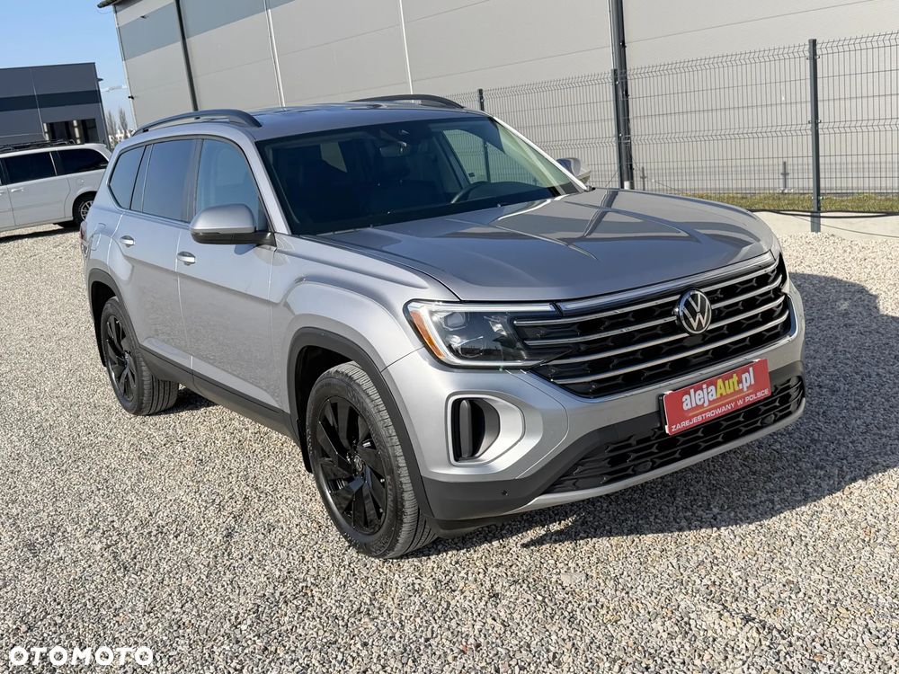 Volkswagen Atlas - 2