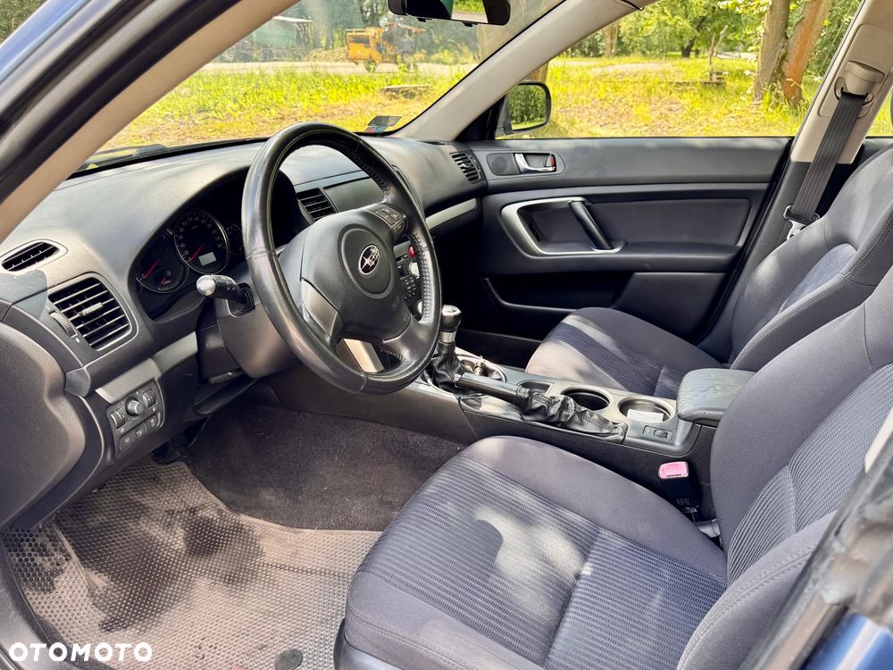 Subaru Legacy 2.0D RA 000 - 15