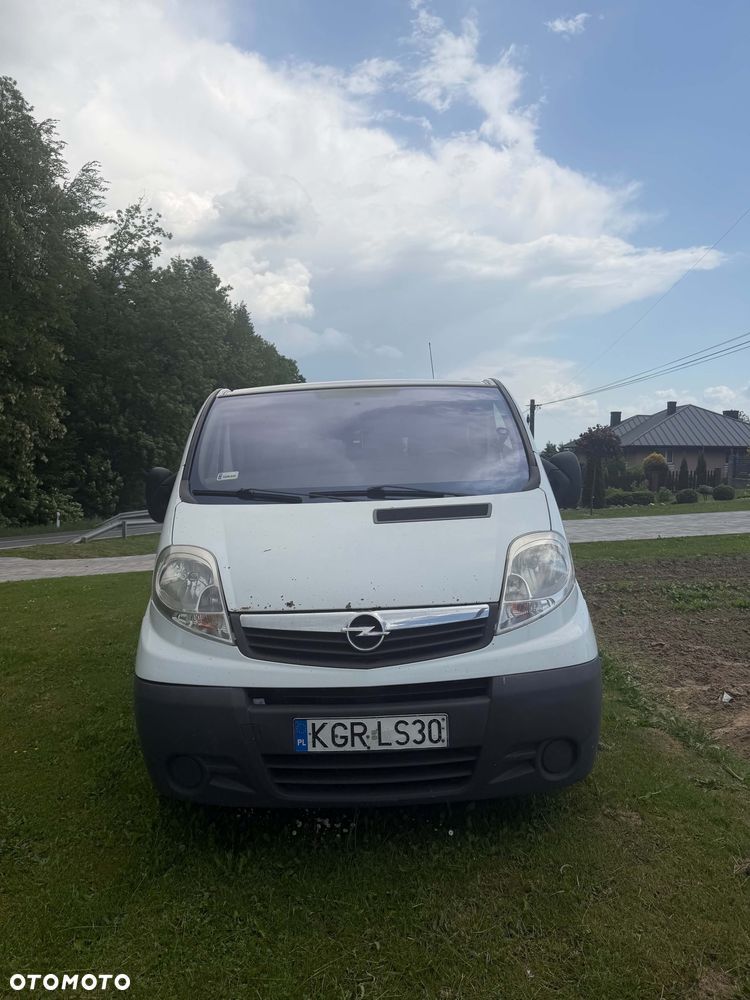 Opel Vivaro - 2
