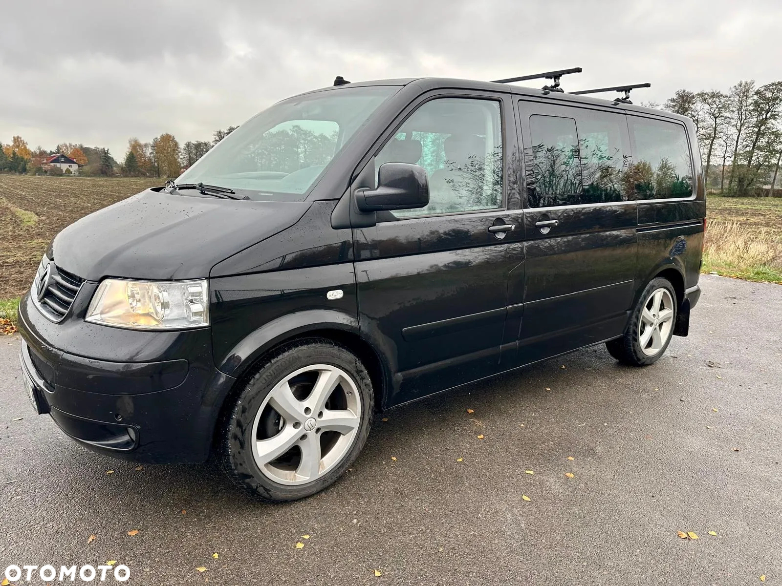 Volkswagen Multivan - 2