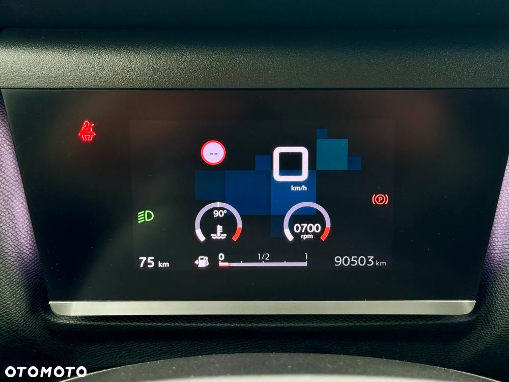 Citroën C4 BlueHDi 110 Stop&Start SHINE - 25