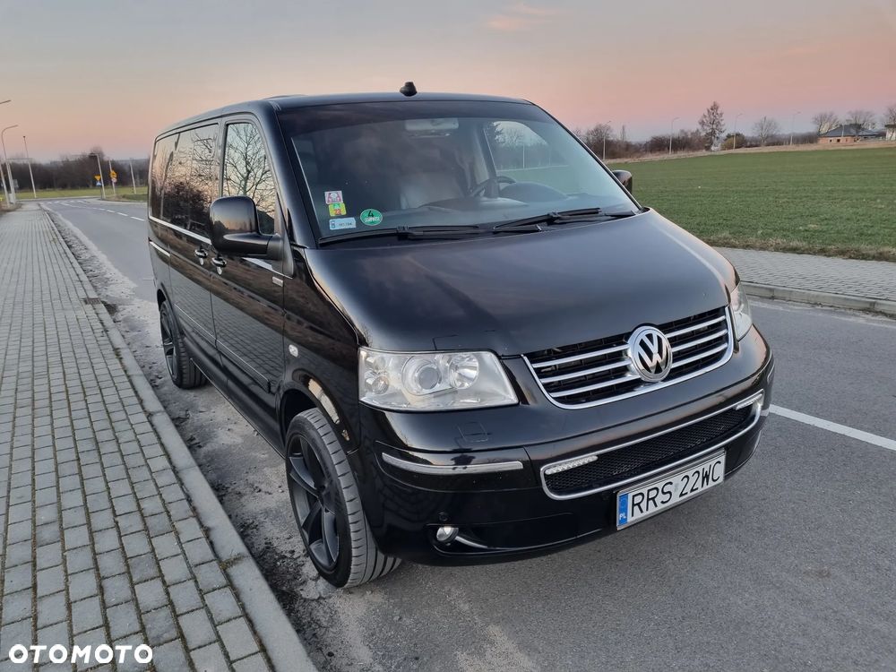 Volkswagen Multivan - 7