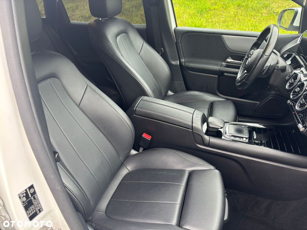 Mercedes-Benz Klasa B 200 d AMG Line 8G-DCT - 14