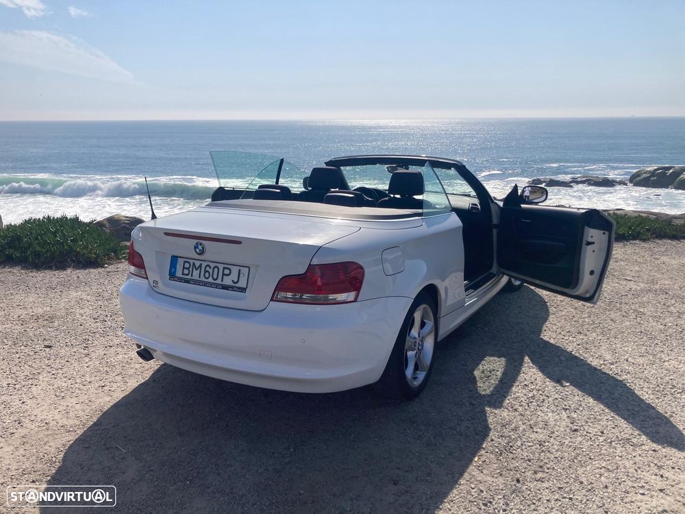 BMW 118 2010 photo 3