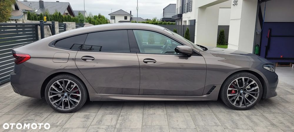 BMW 6GT - 5