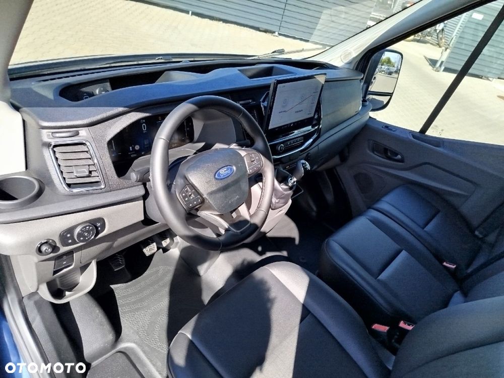 Ford Transit - 11