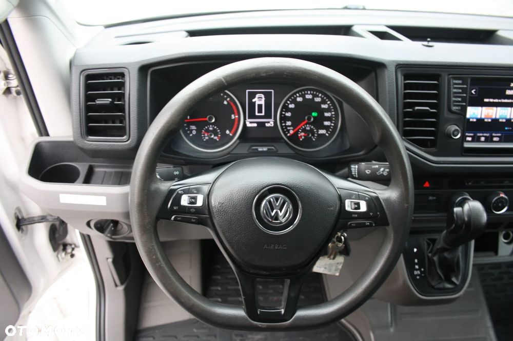 Volkswagen Crafter - 11