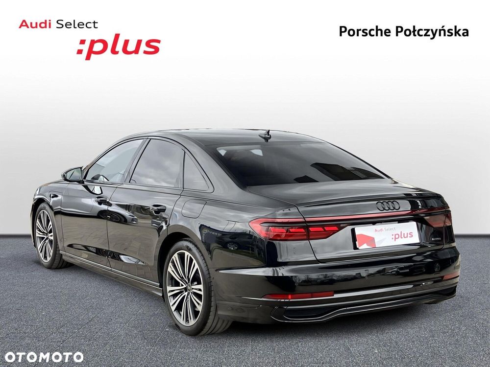 Audi A8 - 4