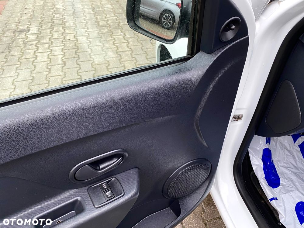 Dacia Logan - 11