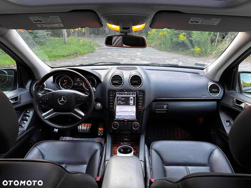 Mercedes-Benz GL 450 - 9