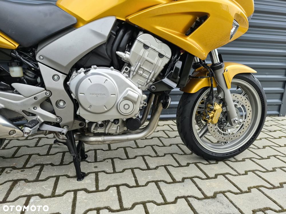 Honda CBF - 21