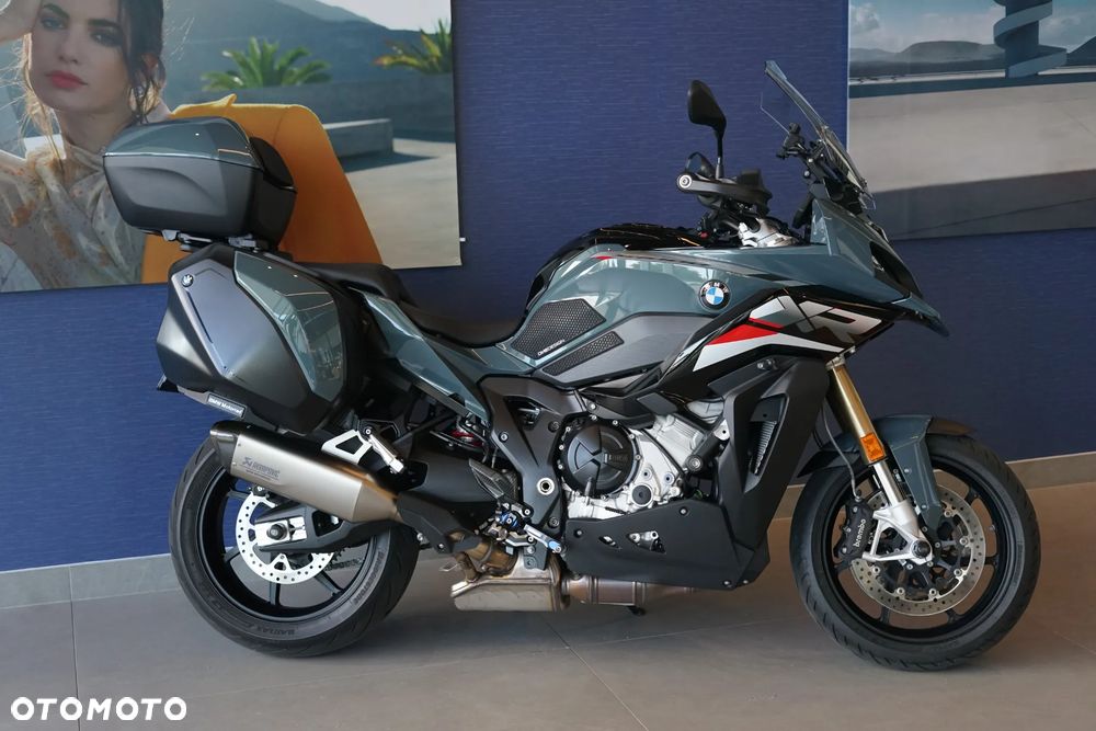 BMW XR - 8