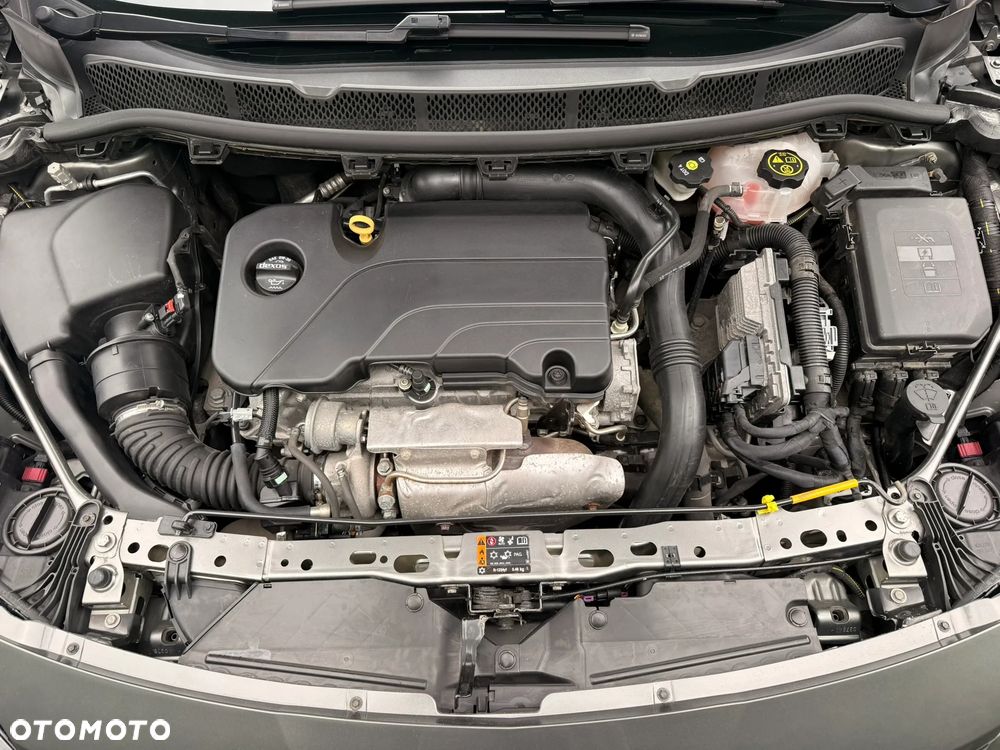 Opel Astra 1.4 T 120 Lat S&S - 27