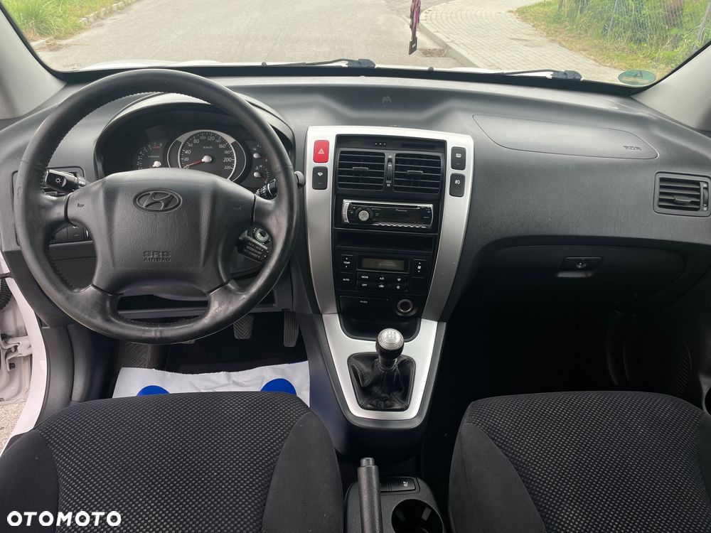 Hyundai Tucson 2.0 Active / Style - 11