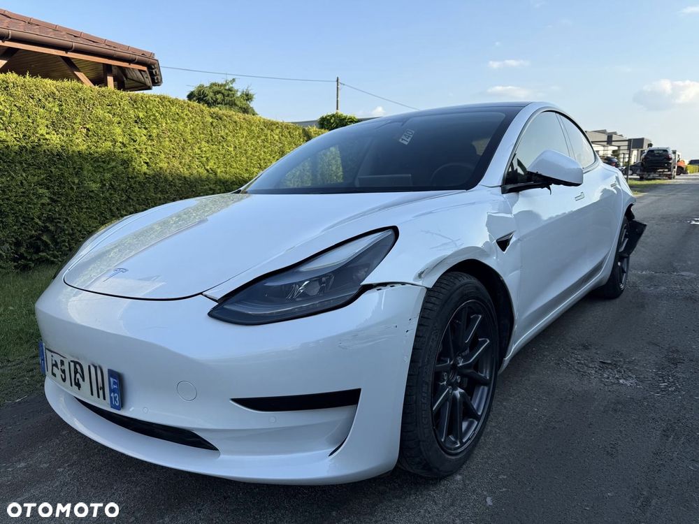 Tesla Model 3 Standard Range Plus - 2