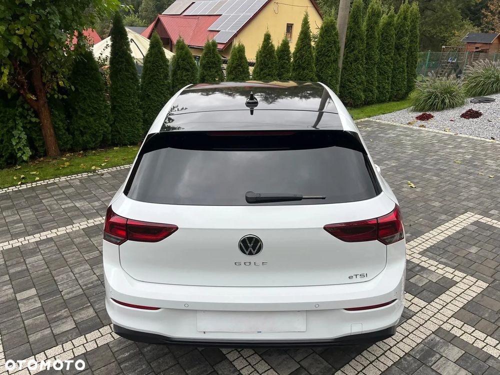 Volkswagen Golf - 11